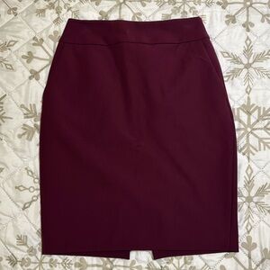 EUC Express Burgundy Pencil Skirt with Pockets